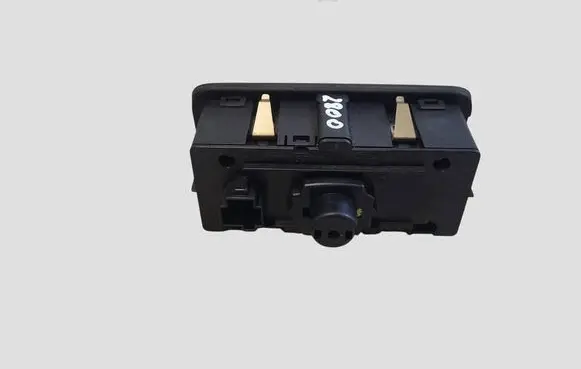 Volvo V70 Light switch 30739415 04066302