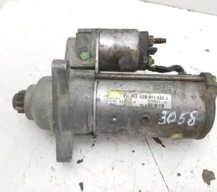 Volkswagen Transporter - Caravelle T4 Starter motor 02B911023J