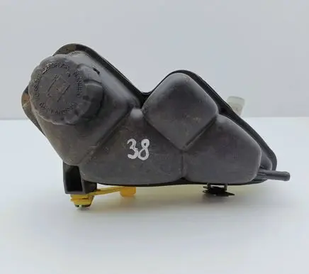 Mercedes-Benz A W168 Coolant expansion tank/reservoir 1685000249