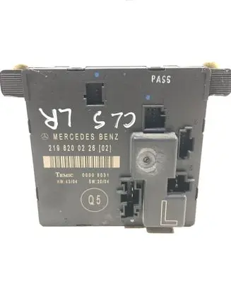 Mercedes-Benz CLS C219 Door control unit/module 2198200226 00005031