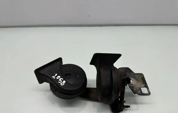 BMW 5 E60 E61 Horn signal