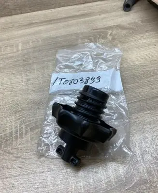 Volkswagen Touran I Spare wheel bolt 1T0803899