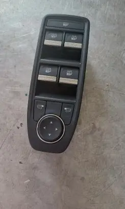 Renault Captur II Electric window control switch 254107080R