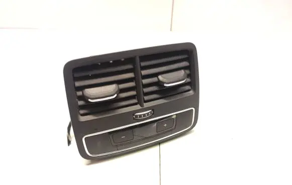 Audi A5 Rear air vent grill 8W0819203B 12122018 0962600002