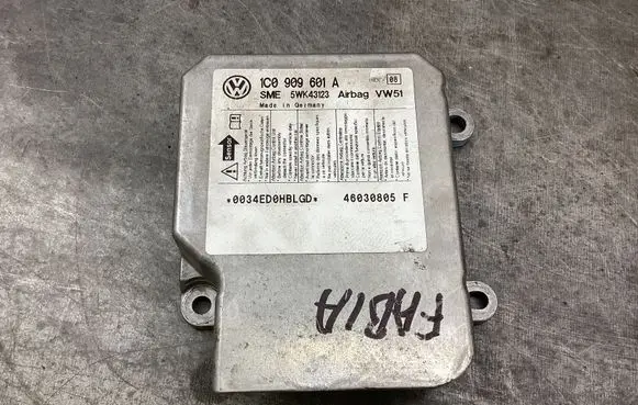 Skoda Fabia Mk1 (6Y) Airbag control unit/module 1C0909601A 5WK43123 0034ED0HBL6D
