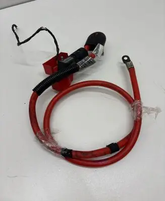 BMW 5 E60 E61 Positive cable (battery) 