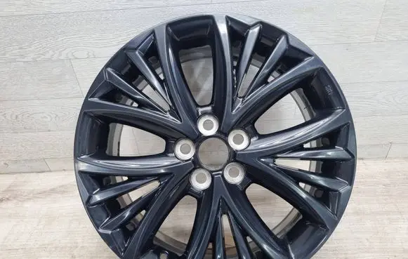 Toyota Yaris XP210 R17 alloy rim PW4570D005