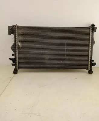 Opel Insignia A Coolant radiator 13241725
