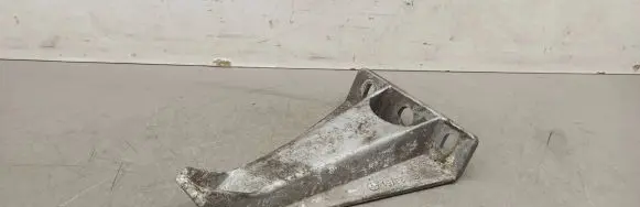 BMW 7 E32 Engine mounting bracket 1708851