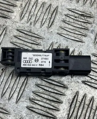 Audi A6 S6 C5 4B Airbag deployment crash/impact sensor 4B0959643E 271003