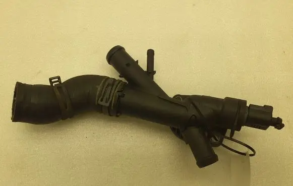 Audi A1 Engine coolant pipe/hose 03L121131AA