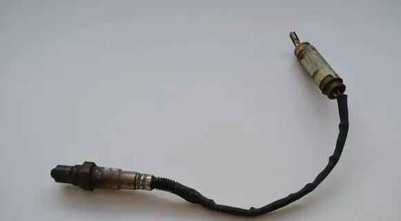 Mercedes-Benz C W203 Lambda probe sensor 0258006183 0015404617