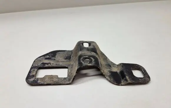 BMW 5 F10 F11 AdBlue Liquid tank holder 7361012