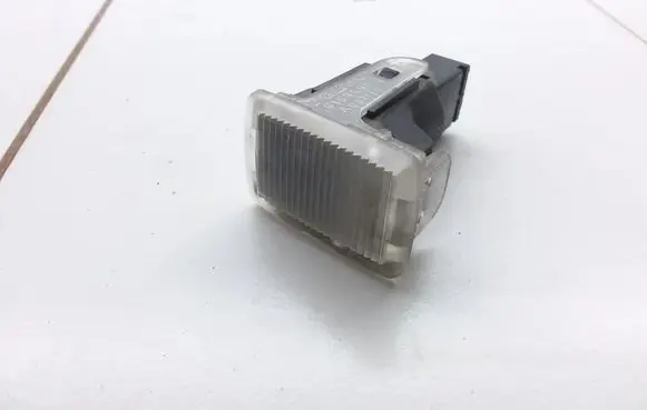 Volvo S80 Rear door interior light 9169606 23043