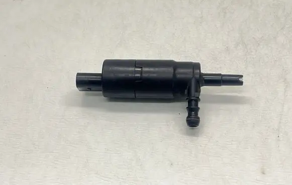 BMW M2 F87 Headlight washer pump 8377430