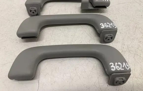 KIA Stonic A set of handles for the ceiling 