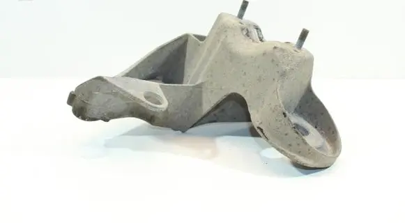Audi A6 S6 C6 4F Engine mounting bracket 4F0199352M 4F0199352