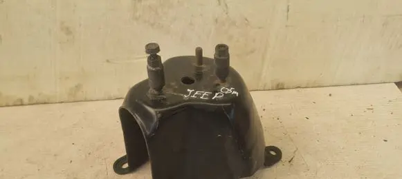 Jeep Cherokee III KJ Spare wheel mounting bracket 