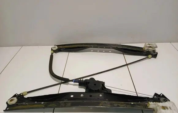 Chrysler Grand Voyager V Front window lifting mechanism without motor 3014622 B33970473