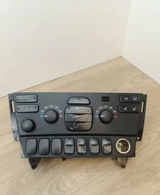 Volvo XC70 Climate control unit 30746022 06W05E03 M405BA00157
