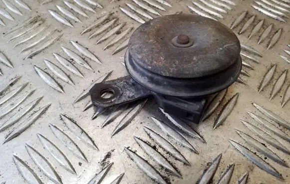 Toyota RAV 4 (XA20) Horn signal 8652042070