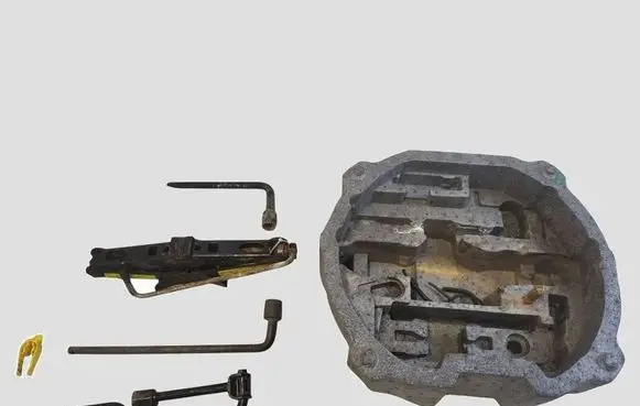 Citroen C5 Tool set 9681838180 9684582180