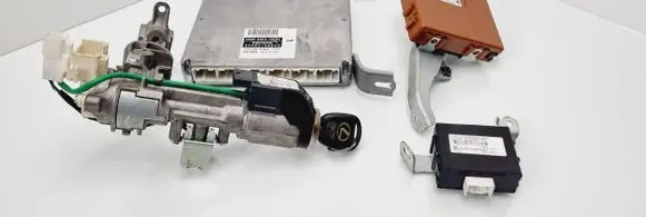Lexus RX 330 - 350 - 400H Engine ECU kit and lock set 8998148060 2752000064 E1397RI010579