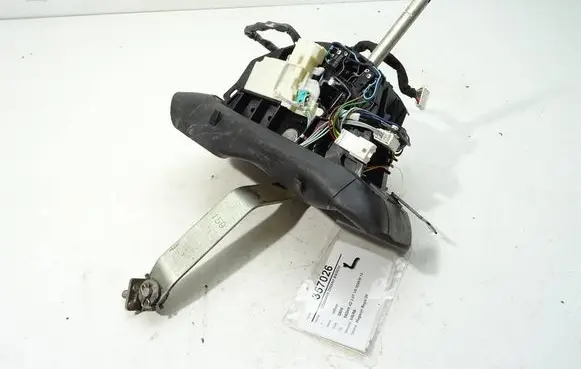 Infiniti Q50 Gear shift rod 