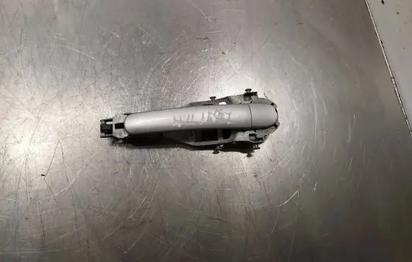 Skoda Fabia Mk2 (5J) Front door exterior handle 1Z0839885A 5J0827806C 6J0837885C