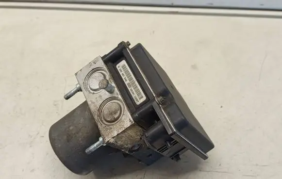 Nissan Qashqai+2 ABS Pump 0265951849 2030100167