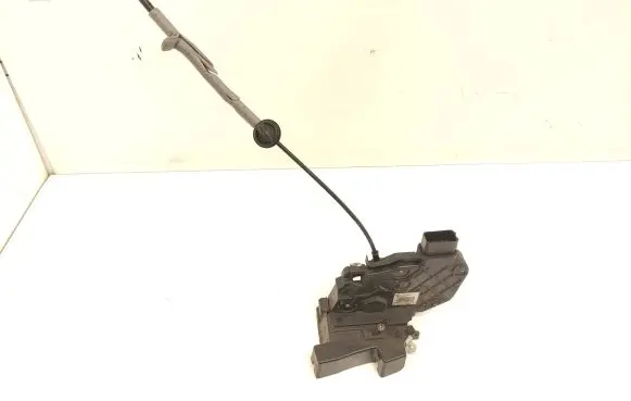 Volvo V70 Front door lock 31253666 A048317 986895105