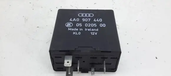 Audi A6 S6 C5 4B Window wiper interval relay 4A0907440 05020500