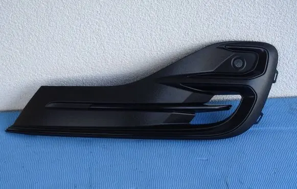 Ford Focus Front bumper lower grill NX7B15A299B