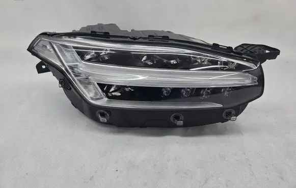 Volvo XC90 Headlight/headlamp 31655708 SP31655708