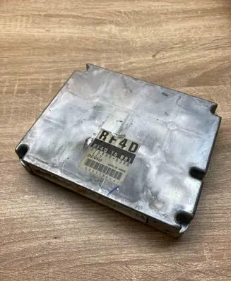 Mazda 323 F Engine control unit/module ECU RF4D18881 2758005380 RF4D