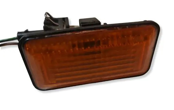 Volkswagen Golf III Front fender indicator light 1H0949117A 20WW5W
