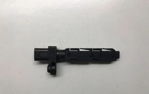 BMW 1 E82 E88 Crankshaft speed sensor 7805188