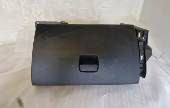 Renault Trafic III (X82) Glove box set 681084578R