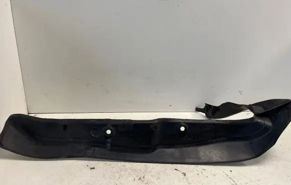 Audi A7 S7 4G Fender end trim 3G8821112A
