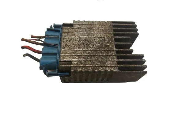 Mercedes-Benz E W210 Coolant fan relay A0225456232 E5001003