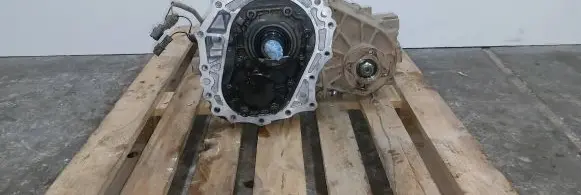 Gearbox transfer box case