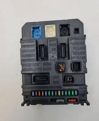 Peugeot 207 Fuse box set 9663798480