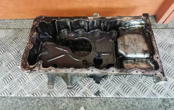 Hyundai ix35 Oil sump 127004