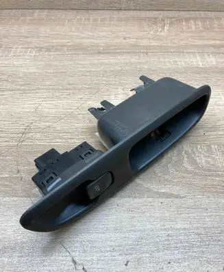 Volvo V70 Electric window control switch 9472275 328762