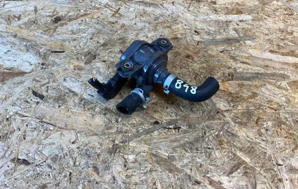 Toyota RAV 4 (XA50) Electric auxiliary coolant/water pump G904042010