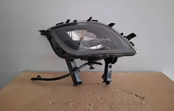 Opel Astra J Front fog light 662588537 13293623