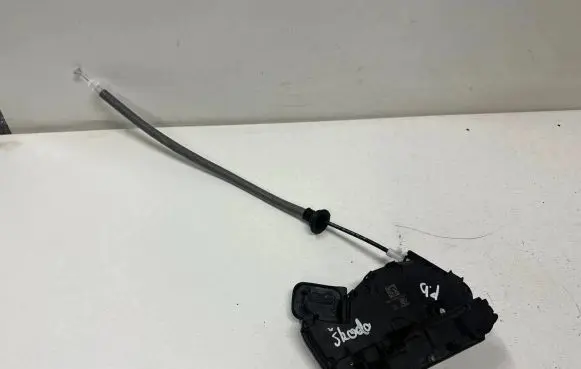 Skoda Superb B8 (3V) Front door lock 5TB837016A A046465