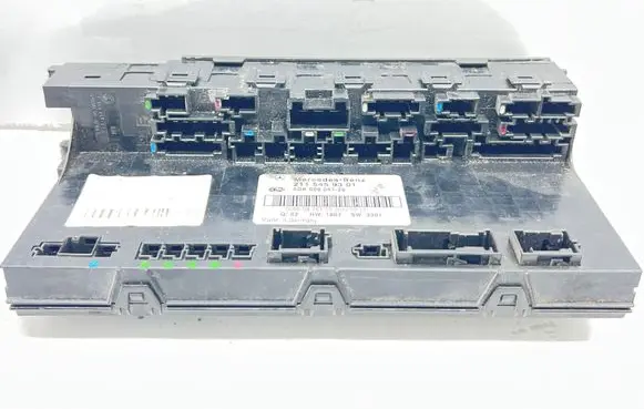 Mercedes-Benz E W211 Fuse module 2115459301 5DK00804729