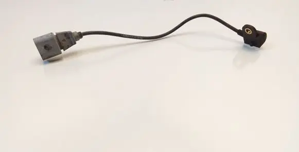 Volkswagen Touran I Camshaft position sensor 03G906433A