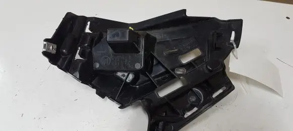 Skoda Karoq Front bumper mounting bracket 57A807723A